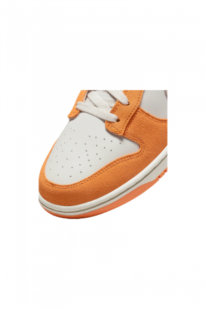 Nike Dunk Low «Kumquat»