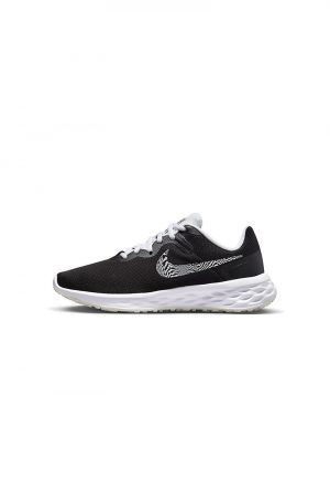 Nike Révolution 6 Premium