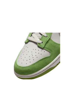 Nike Dunk Low «Chlorophyll»