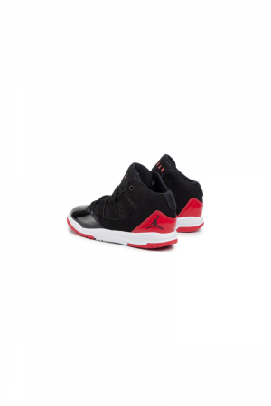 (PS) Air Jordan Max Aura ‘Black Gym Red’