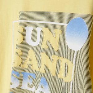 Cool Club Chemise jaune manches courtes avec imprimé « SUN, SAND, SEA, SURF »