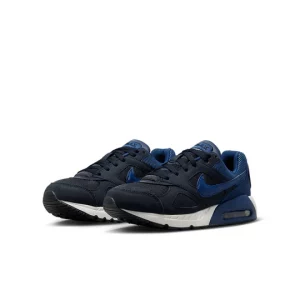 Nike Air Max IVO