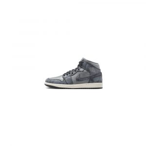 Nike Air Jordan 1 Mid ‘Distressed Smoke Grey’